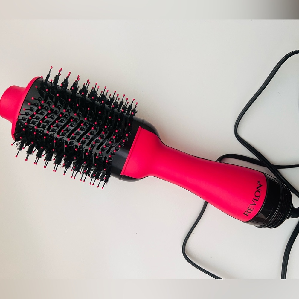 Revlon Hair Dryer - Picture 2 of 15